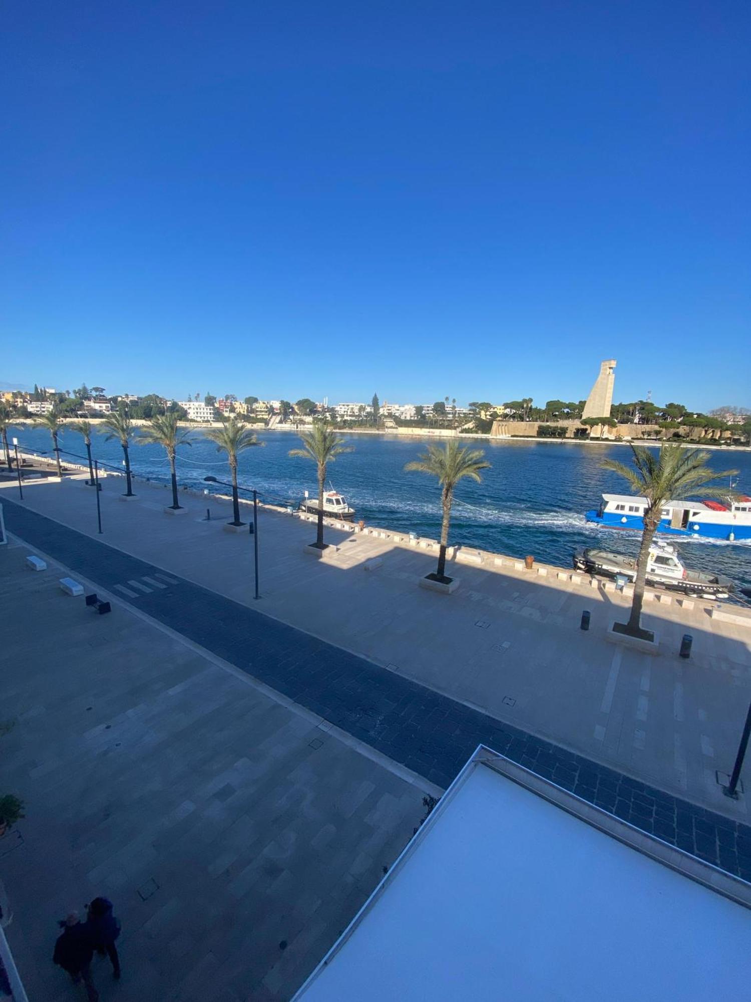 Regina Del Porto Apartamento Brindisi Exterior foto
