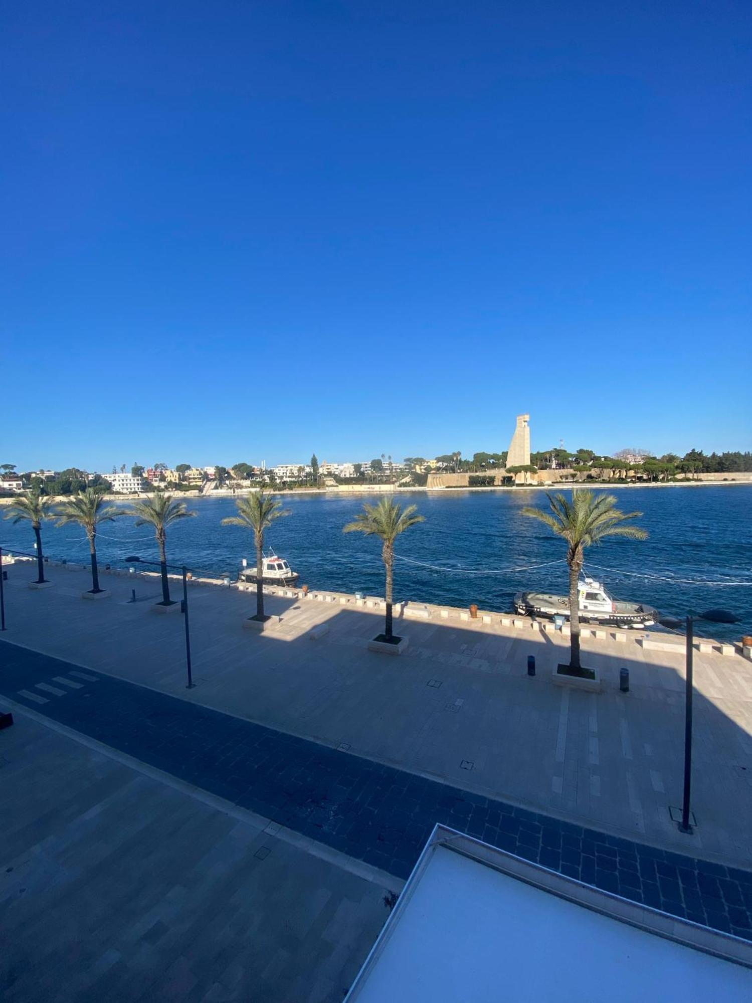 Regina Del Porto Apartamento Brindisi Exterior foto